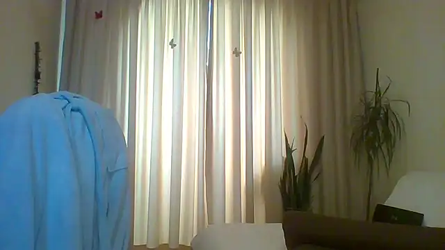 Marellaa online show from May 1, 7:02 am