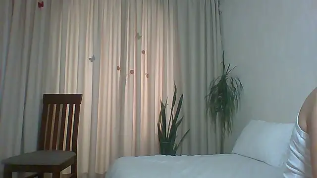 Marellaa online show from November 27, 6:25 am