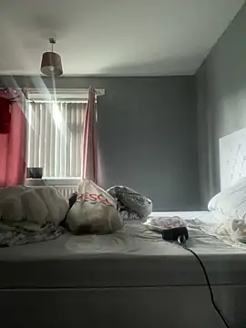 EllieMaeBaby online show from February 8, 2:26 pm