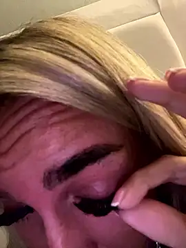 EllieMaeBaby online show from January 10, 5:08 pm