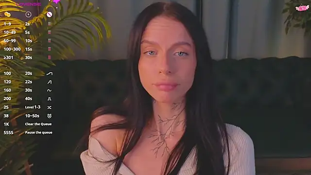 livia starwars online show from November 16, 10:02 pm