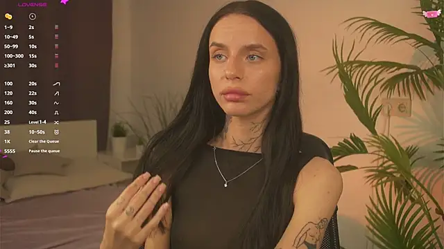 livia starwars online show from September 25, 9:43 pm