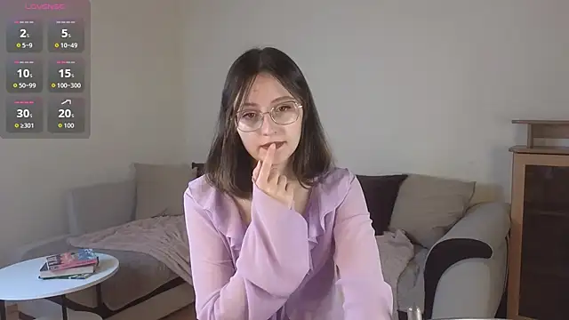 Snapshot of EsmaWonka chatting on October 16, 7:16 am EsmaWonka online show from October 16, 7:16 am