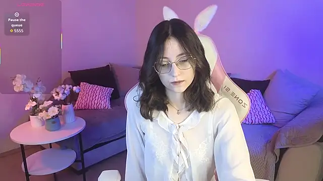 EsmaWonka online show from January 12, 7:04 am