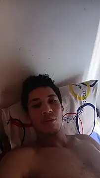 Snapshot of RuiMaddoox chatting on November 2, 5:40 pm RuiMaddoox online show from November 2, 5:40 pm