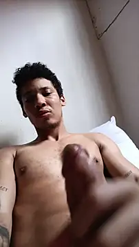 Snapshot of RuiMaddoox chatting on November 7, 5:50 pm RuiMaddoox online show from November 7, 5:50 pm