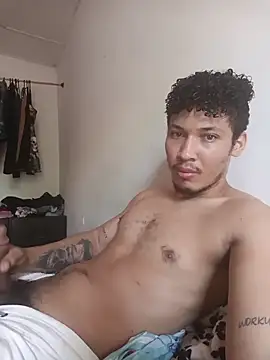 RuiMaddoox online show from April 3, 5:41 pm