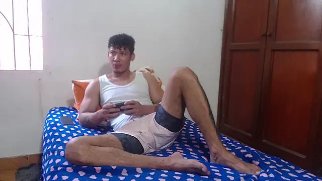 RuiMaddoox online show from March 16, 5:16 pm