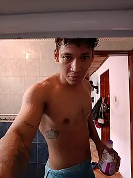 RuiMaddoox online show from January 5, 5:27 pm