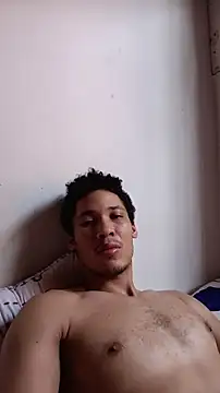 Snapshot of RuiMaddoox chatting on November 8, 7:17 pm RuiMaddoox online show from November 8, 7:17 pm