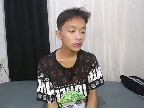 Innocentfucker online show from February 28, 2:39 pm