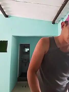 Snapshot of Kars1721 chatting on September 15, 5:24 pm Kars1721 online show from September 15, 5:24 pm