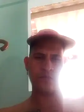 Snapshot of Kars1721 chatting on February 13, 7:25 pm Kars1721 online show from February 13, 7:25 pm