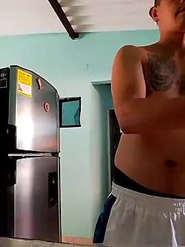 Snapshot of Kars1721 chatting on February 19, 2:03 pm Kars1721 online show from February 19, 2:03 pm