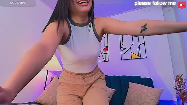 nicemiiaa7  online show from May 19, 1:56 am