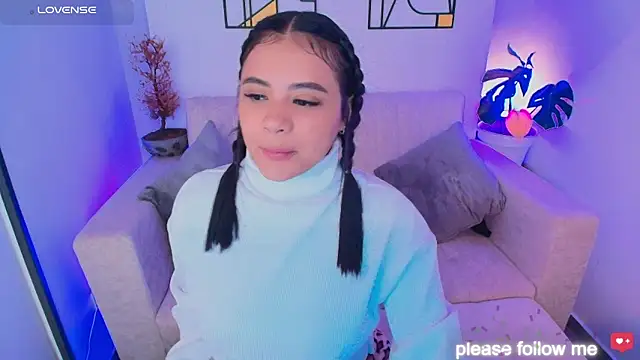 nicemiiaa7  online show from February 16, 11:35 pm