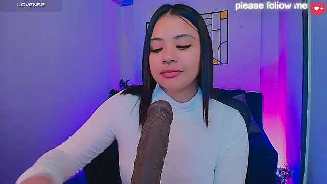 nicemiiaa7  online show from March 12, 5:50 pm