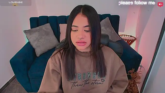 nicemiiaa7  online show from March 22, 5:14 pm