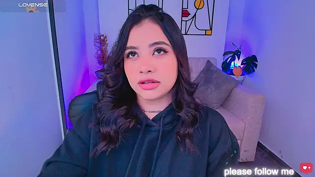 nicemiiaa7  online show from February 20, 9:28 pm