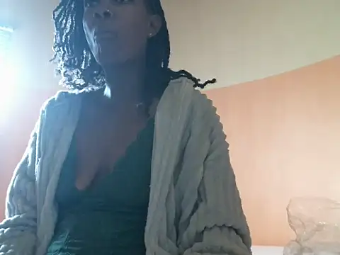 Snapshot of Pretty_miss_devilxxx35 chatting on October 20, 6:48 am Pretty miss devilxxx35 online show from October 20, 6:48 am