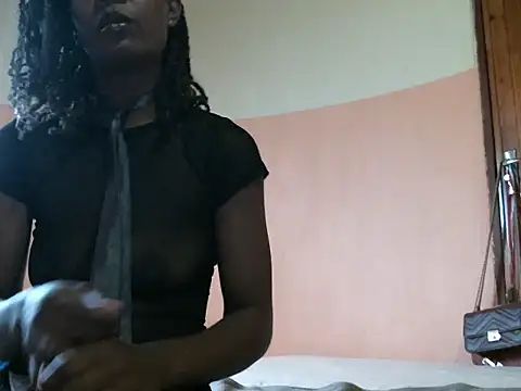 Pretty miss devilxxx35 online show from October 30, 7:06 am