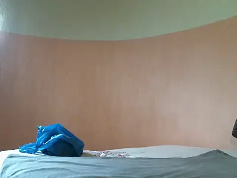 Pretty miss devilxxx35 online show from October 31, 9:17 am