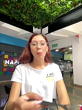 Melody-baby online show from November 16, 7:40 pm