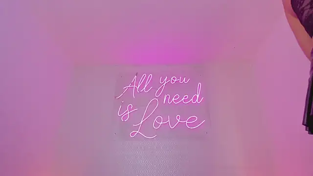 aleksandramiller  online show from March 26, 12:58 pm