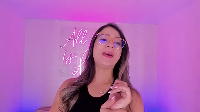 aleksandramiller  online show from May 11, 1:01 pm