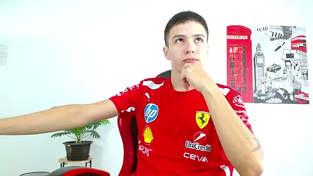 Snapshot of Cumandres18 chatting on November 8, 2:09 pm Cumandres18 online show from November 8, 2:09 pm