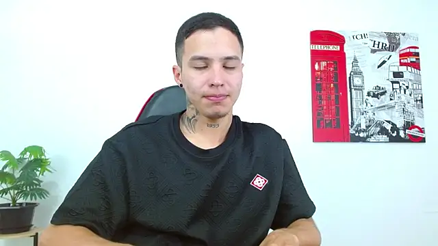 Cumandres18 online show from May 15, 2:48 pm