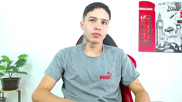 Cumandres18 online show from February 20, 2:52 pm