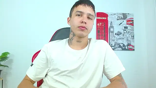 Cumandres18 online show from January 10, 2:45 pm