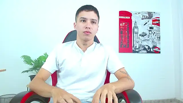 Snapshot of Cumandres18 chatting on October 29, 2:05 pm Cumandres18 online show from October 29, 2:05 pm