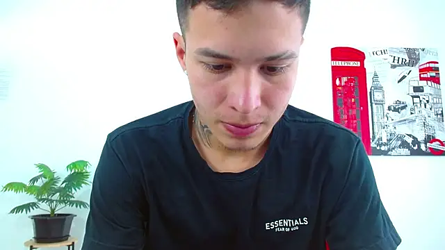 Cumandres18 online show from April 9, 2:56 pm