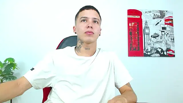 Cumandres18 online show from May 21, 2:58 pm