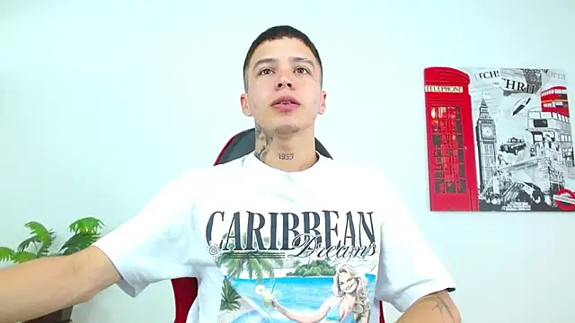 Cumandres18 online show from March 15, 2:57 pm