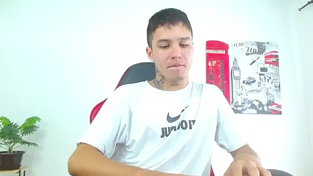 Cumandres18 online show from January 9, 2:57 pm