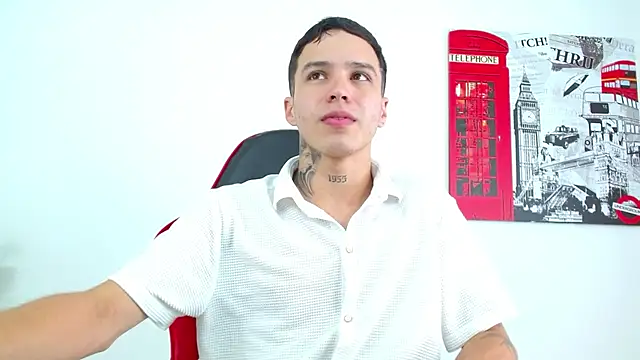 Cumandres18 online show from February 5, 3:19 pm