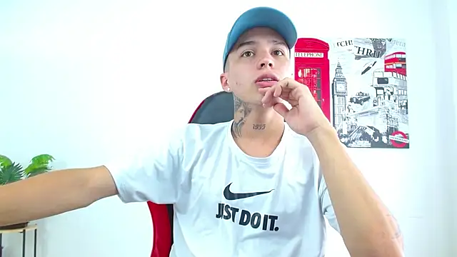 Cumandres18 online show from January 17, 3:04 pm