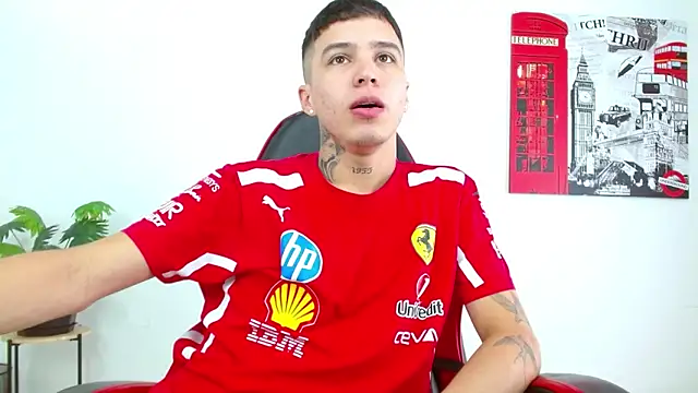 Cumandres18 online show from March 7, 3:06 pm