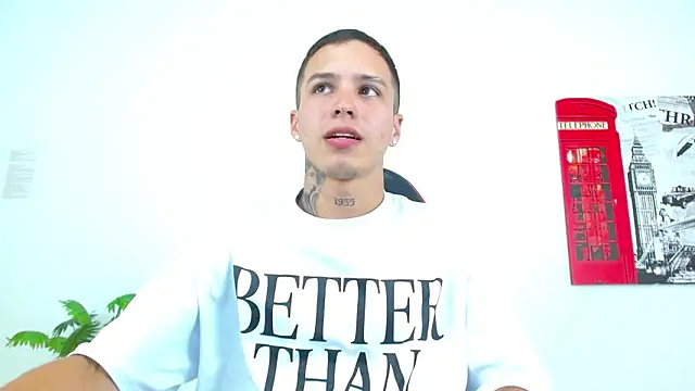 Cumandres18 online show from April 15, 8:53 pm