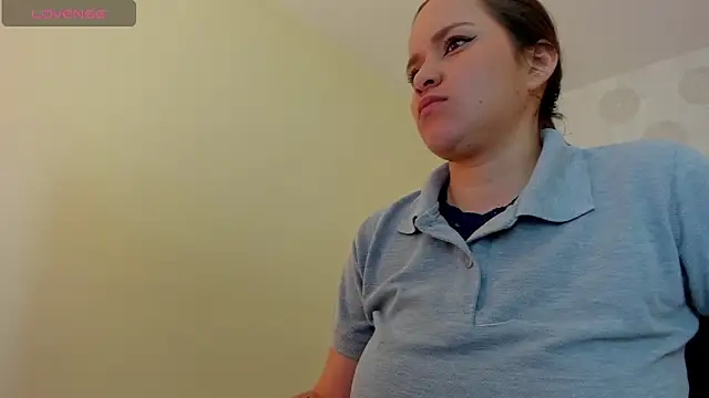 GIANAMILLER6 online show from October 20, 12:17 pm