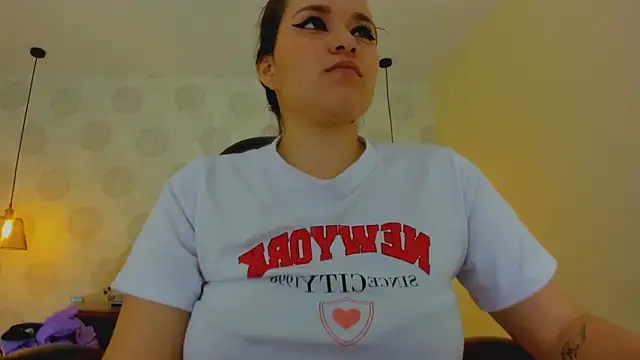 GIANAMILLER6 online show from December 18, 12:20 pm