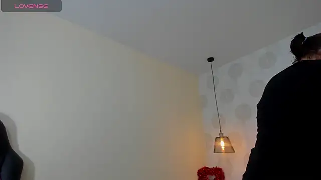 GIANAMILLER6 online show from April 16, 12:06 pm