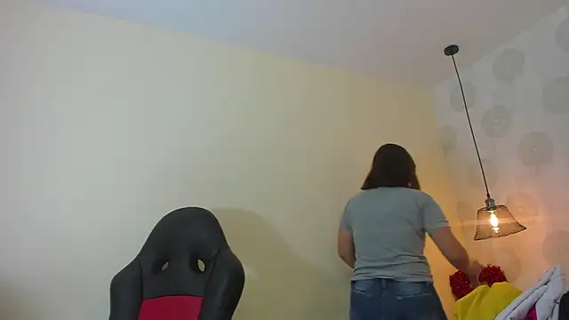 Snapshot of GIANAMILLER6 chatting on July 21, 12:17 pm GIANAMILLER6 online show from July 21, 12:17 pm