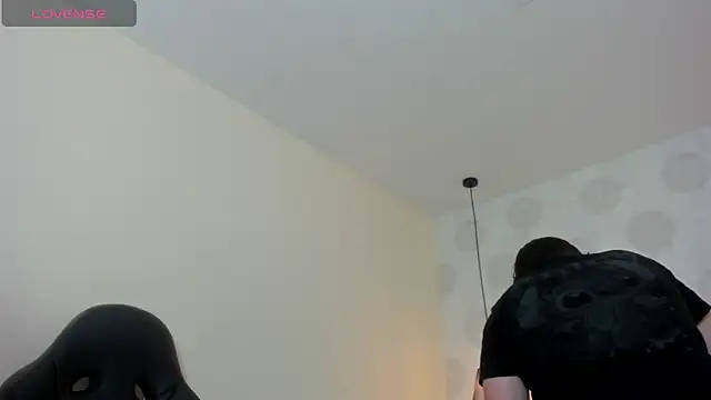 GIANAMILLER6 online show from April 18, 12:07 pm