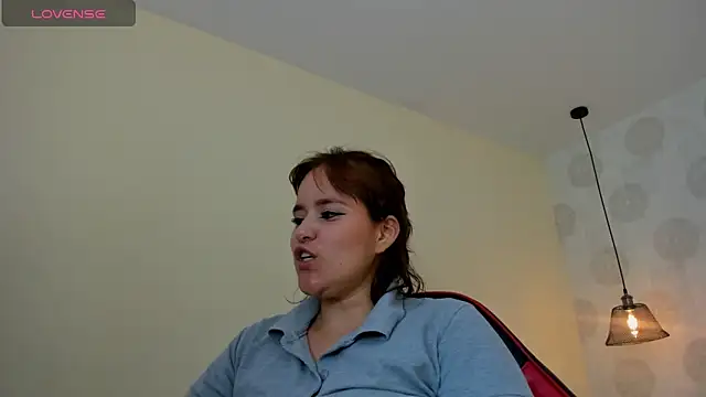Snapshot of GIANAMILLER6 chatting on July 6, 12:01 pm GIANAMILLER6 online show from July 6, 12:01 pm