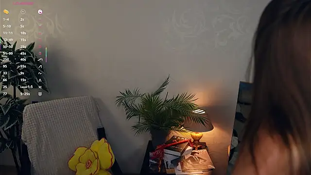 OdellaGillingham online show from October 24, 6:40 pm