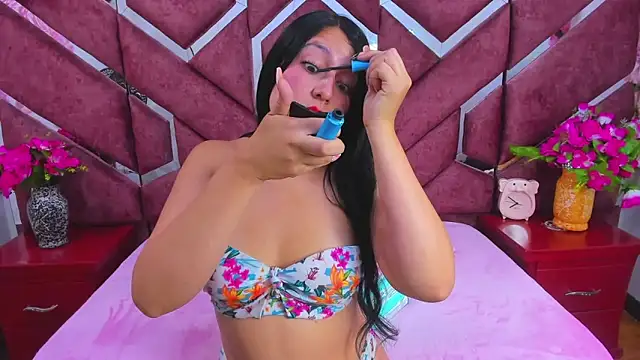 Mia Sweet 20 online show from November 10, 7:41 pm